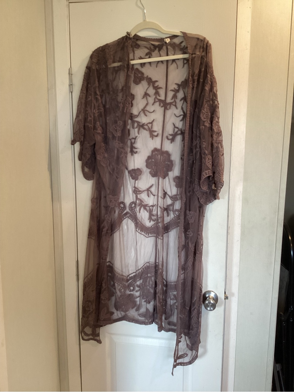 Wishlist Sheer Embroidered Kimono dark purple M/L EUC